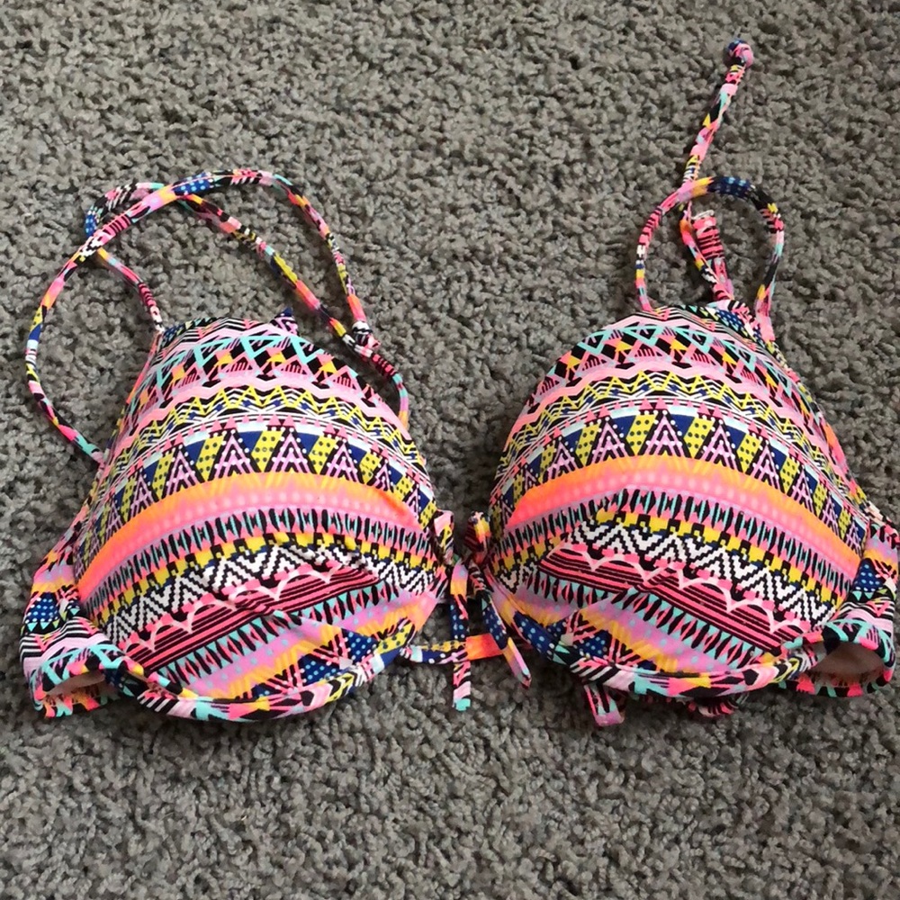 Victoria’s Secret underwire bikini top